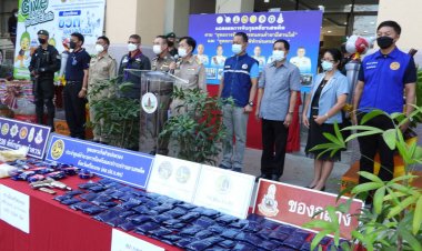ศรีสะเกษลุยจับกุมแก๊งค้ายายึดของกลาง 820,907 เม็ด(มีคลิป)
