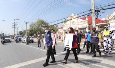 ปทุมธานีลุยปรับปรุงทาสีใหม่ให้มีความเด่นชัด สร้างความปลอดภัยทางถนน (มีคลิป)
