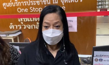 แม่แตงโมเดินทางมาที่ สภ.นนทบุรี เพื่อขอเอกสารรับทรัพย์สินจากศพแตงโม พร้อมเปิดใจพูดความจริง