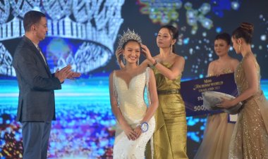 เลเจนด์ สยาม ได้สาวยุคดิจิทัล สวย เก่ง ทันสมัย ทูตการท่องเที่ยว