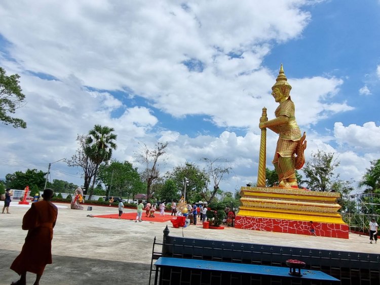 แห่ไหว้พระขอพร-โชคลาภท้าวเวชสุวรรณวัดแจ้งปราจีนบุรี