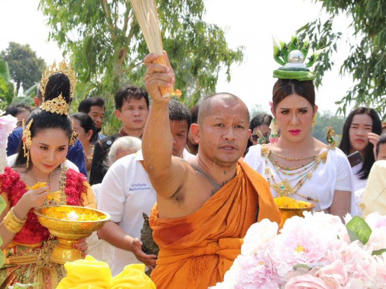 “พระอาจารย์โชติ”ขอเชิญร่วมเป็นเจ้าภาพสร้างเจดีย์มหานาคแก้วจุฬามณี