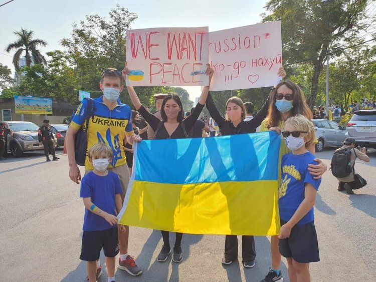 ชาวยูเครนในไทยเรียกร้องให้รัสเซียถอนหารรุกรานประเทศ เผยวันนี้ มีเด็กตกเป็นเหยื่อทหารรัสเซีย 5 ราย