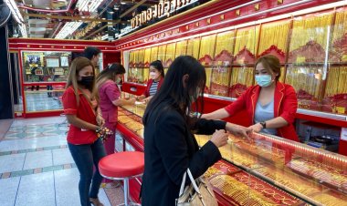 สงครามรัสเซีย-ยูเครนดันทองพุ่ง!คนโคราชแห่ซื้อ-ขายคึกคัก