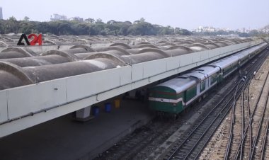 การหยุดชะงักของเงินทุนจากต่างประเทศคุกคามโครงการรถไฟที่มีแนวโน้มว่าจะเกิดขึ้น เนื่องจากรัฐบาลไม่ได้สำรวจทางเลือกอื่น