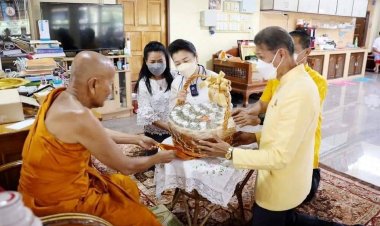 "พระเทพศิลวิสุทธิ"เจ้าอาวาสวัดประชุมชลธารา รับโล่รางวัล ค่าของแผ่นดิน
