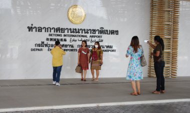 นทท.ทุกสารทิศแห่เช็กอินเยือนสนามบินเบตงคึกคัก