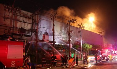 ระทึก เพลิงไหม้โรงงานในนิคมฯ บางปู เขตส่งออก