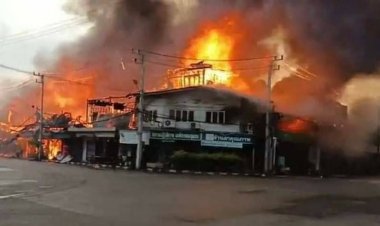 (คืบหน้า)ไฟไหม้กลางตลาดเทศบาลเมืองปราจีนบุรีวอดกว่า 30 คูหาควบคุมเพลิงแล้วกว่า 95 เปอร์เซนต์  ผวจ.เร่ง ให้เทศบาลเมืองปราจีนฯ   ช่วยเหลือชาวบ้านจัดตั้งศูนย์ปฏิบัติการฉุกเฉิน