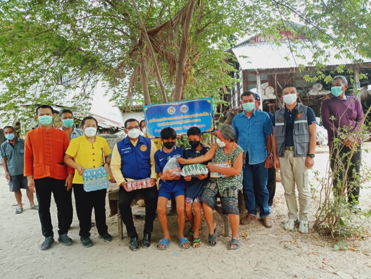 โพธิ์ศรีสุวรรณเร่งขับเคลื่อนงานแก้จนมอบวัสดุเพื่อพัฒนาคุณภาพชีวิต