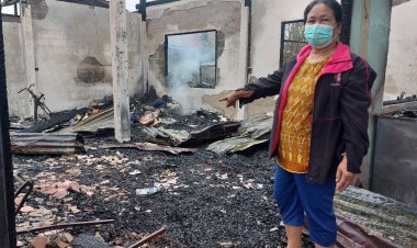 หนุ่มใหญ่เมาคลั่งเผาบ้านวอด-แม่เผยลูกเคยป่วยทางจิต