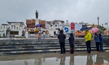 อากาศแปรปรวน!ฝนถล่มโคราช 2 วันติด-อุณหภูมิลดฮวบเหลือ 17 องศา (มีคลิป)