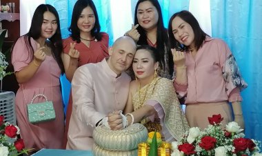 ชาวชุมชนมณีไพรสณฑ์ร่วมงานมงคลสมรส "น้องไก่" กับ นายคริส เบล