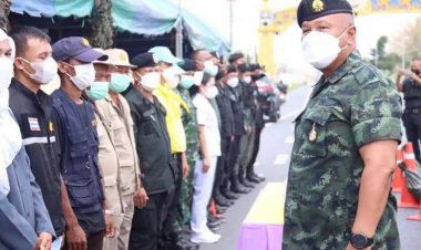 แม่ทัพเยี่ยมให้กำลังใจเจ้าหน้าที่จุดบริการประชาชนช่วงเทศกาลสงกรานต์