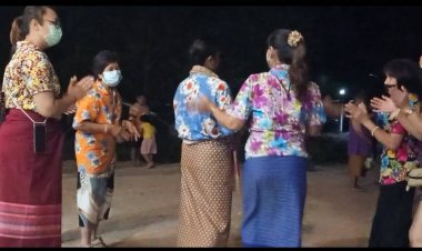 สืบสานประเพณีการละเล่นนาบงด้งของชาวบ้านดงบังส่งท้ายสงกรานต์(ชมคลิป)