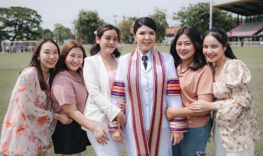 "น้องแป้ง" นักการเมืองรุ่นใหม่ ผู้ไม่เคยย่อท้อ ต่อสมรภูมิการเมืองที่กำลังร้อนแรง