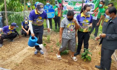 โพธิ์ศรีสุวรรณออกหน่วยเยี่ยมครัวเรือนตามโครงการขับเคลื่อนขจัดความยากจน