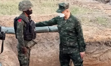 ผบ.ทร.ตรวจเยี่ยมฝึกสนธิกำลังด้วยกระสุนจริงหน่วยบัญชาการต่อสู้อากาศยานและรักษาฝั่ง