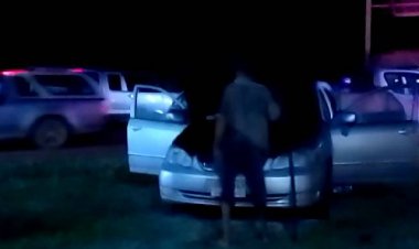 ระทึก! ลุงสตาร์ทรถเก๋งระเบิดสนั่นไฟไหม้โชคดีชาวบ้านช่วยดับทัน (มีคลิป)