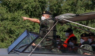 ผช.ผบ.ทบ.สั่งกำชับยกระดับคุมเข้มชายแดนนราธิวาสครอบคลุมทุกมิติ