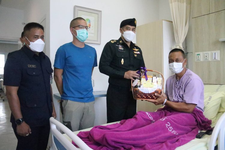 พลตรี กฤษณ์ ลงพื้นที่เยี่ยมเจ้าหน้าที่ชุด EODเหยื่อไฟใต้