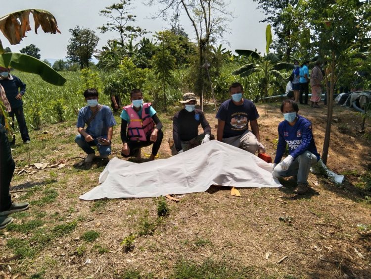 สลด!หนุ่มใหญ่วัย 57 ปี ลงสระอาบน้ำคลายร้อนตะคริวกินจมน้ำดับ