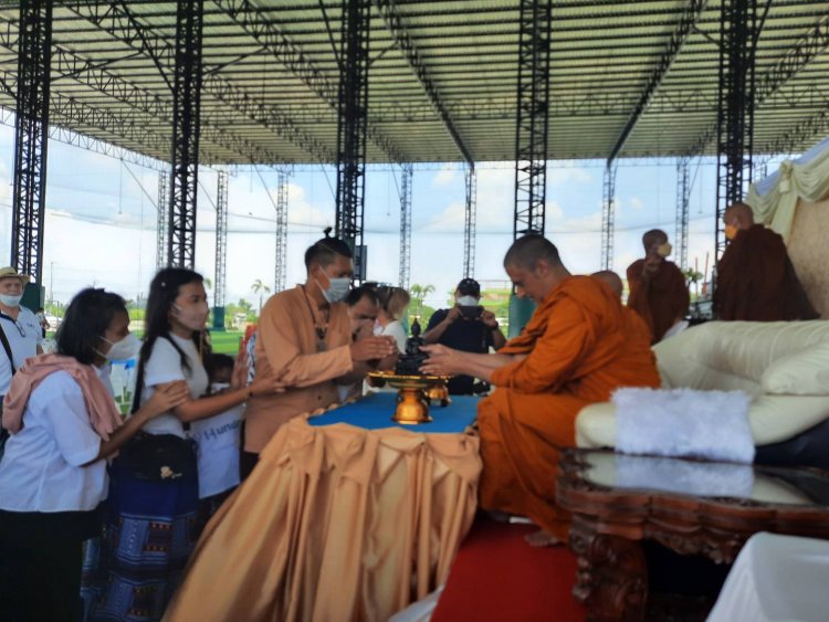 เชิญชวนญาติโยมร่วมบริจาคปัจจัยสมทบทุนสร้างพระพุทธรูปใหญ่ที่สุดในโลก(มีคลิป)