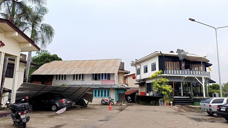 พายุฤดูร้อนพัดถล่มกรุงเก่าตลาดบ้านแพนเสียหายหนัก 3 จุด