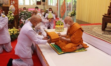 เชิญน้ำสรง ผ้าไตร เครื่องสักการะและไทยธรรม พระราชทานถวายแด่ พระครูสิริพัฒนโสภณ ครบรอบ 82 ปี