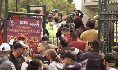 โคลอมเบียจะให้สถานะทางกฎหมายชั่วคราวแก่ผู้อพยพชาวเวเนซุเอลาเกือบหนึ่งล้านคนในสัปดาห์นี้ (ชมคลิป)