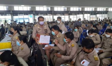 นอภ.อุทุมพรพิสัยผู้นำท้องถิ่นป้องกันสถาบันหลักของชาติ