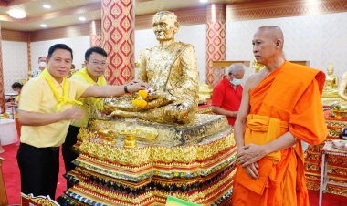 ผู้ว่าฯ -นายก อบจ.พิจิตรนำจิตอาสา Big Cleaning Day นมัสการหลวงพ่อเงินวัดบางคลานสยบเรื่องวุ่นวาย