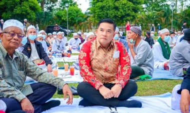 'สนั่น พงษ์อักษร' ผวจ.นราธิวาสร่วมละศีลอดช่วงการถือศีลอดปอซอแน (มีคลิป)