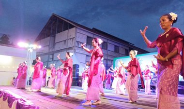 ชลบุรีเปิดถนนสายวัฒนธรรม "หอมไอดินวิถีถิ่น บ้านหนองพลับ"บูมเที่ยว