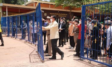 ชาวไทย-กัมพูชาได้เฺฮ..! พ่อเมืองดอกลำดวนไขกุนแจเปิดด่านถาวรช่องสะงำ