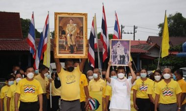 “แรมโบ้อีสาน”มอบ"หมู่บ้านเทิดไท้องค์ราชัน 4 ภาค”