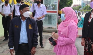 ศธ.จังหวัดปัตตานีลงพื้นที่ออกตรวจเยี่ยมโรงเรียนวันเปิดเทอมใหม่