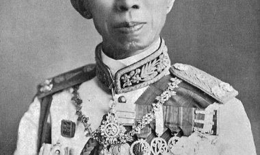ในสยามนี้มีเรื่องเล่า..แห่งที่สุด บรมครูศิลปะไทย