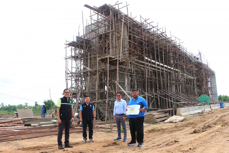 กรมชลประทานงบ350ล้านสั่งเร่งสร้างประตูระบายน้ำท่าแหแม่น้ำยมกักเก็บน้ำเพื่อเกษตรกร2จังหวัด(มีคลิป)
