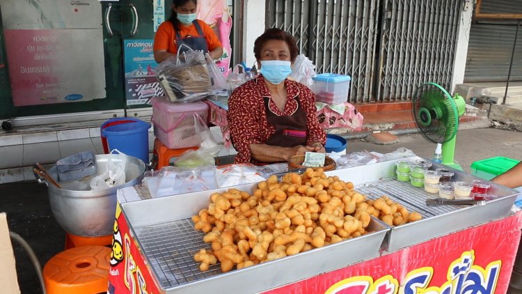 น้ำมันปาล์มแพงร้านปาท่องโก๋ขอนแก่นไม่ขยับราคาแต่ปรับขนาดลง (มีคลิป)