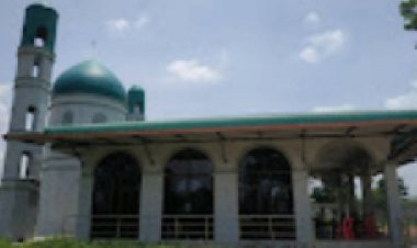 ประธานชมรมรักษ์พระพุทธศาสน์นานาชาติชี้เตรียมทุบทิ้งมัสยิดก่อสร้างไม่ชอบด้วยกฎหมาย