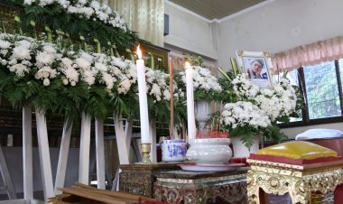 พ่อพยาบาลเชื่อลูกดลบันดาลปลดล็อคมือถือตีแผ่พฤติกรรมผัวทหารโหด