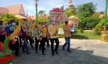 โพธิ์ศรีสุวรรณทอดผ้าป่าระดมทุนสร้างบ้านซ่อมแซมครอบครัวที่ยากจน