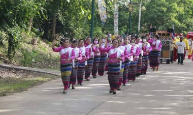 เมืองตาก-ขึ้นธาตุเดือน 9. ล้านนา เพื่อสืบสานวัฒนธรรมประเพณีของชาวเหนือ