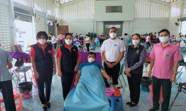 เหล่ากาชาด-รพ.ศรีสะเกษรับบริจาคโลหิตที่อำเภอโพธิ์ศรีสุวรรณ