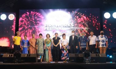 เริ่มแล้ว! Amazing Thailand Fireworks Festival 2022 @Hua Hin