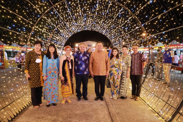 ที่ปรึกษา รมต.กกท."The Sound of Illumination เสียงจากใจ คิดถึงจากแดนใต้"