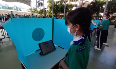 ไอเดียร์เก๋!โรงเรียนมารีวิทย์ชลบุรีนำร่องใช้ไอแพตเลือกตั้งสภานักเรียน