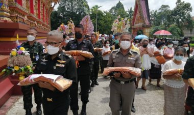 โรงเรียนวัดโบราณสถิตย์ร่วมเอกชนนราธิวาสทอดผ้าป่าสามัคคีเพื่อการศึกษา