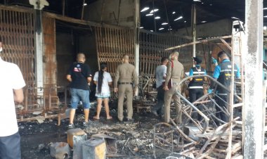 ซ้ำรอยสำเพ็ง!หม้อแปลงบึ้มลามลุกไหม้ห้องแถวคลอก 3 ศพ สาวท้องรอดตายหวุดหวิด